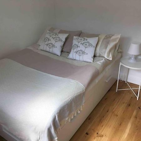 Newly Refurbished 2-Bedroom Flat In Notting Hill London Exterior photo