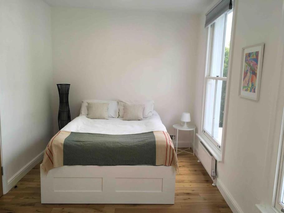 Newly Refurbished 2-Bedroom Flat In Notting Hill London Exterior photo