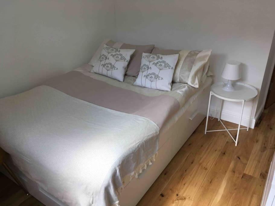 Newly Refurbished 2-Bedroom Flat In Notting Hill London Exterior photo
