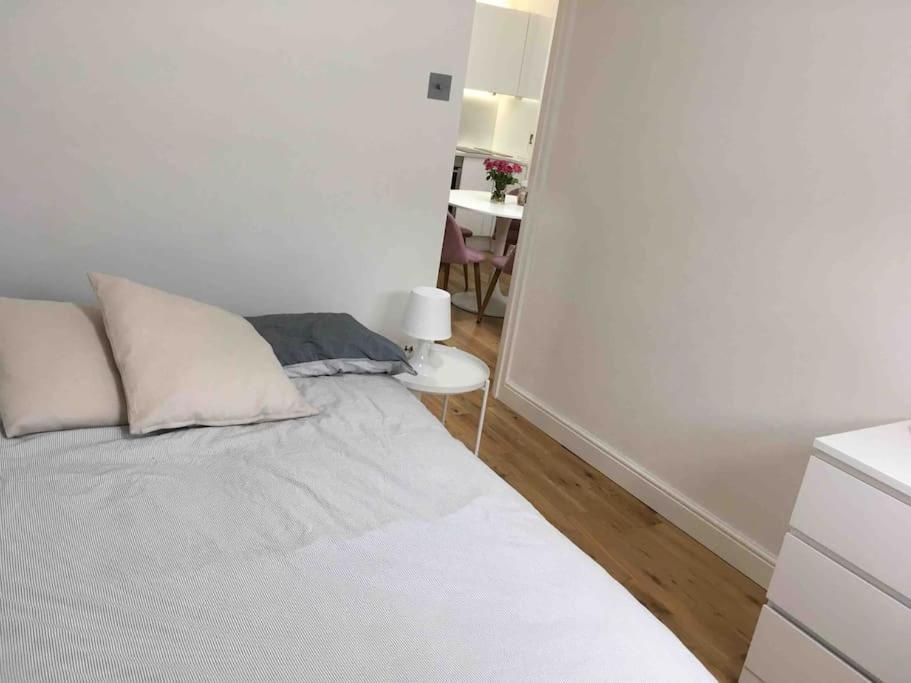 Newly Refurbished 2-Bedroom Flat In Notting Hill London Exterior photo