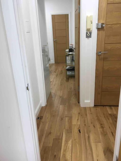 Newly Refurbished 2-Bedroom Flat In Notting Hill London Exterior photo